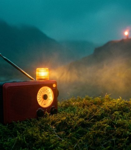 Alpine Rescue Radio Seedance 2.5 Prompt