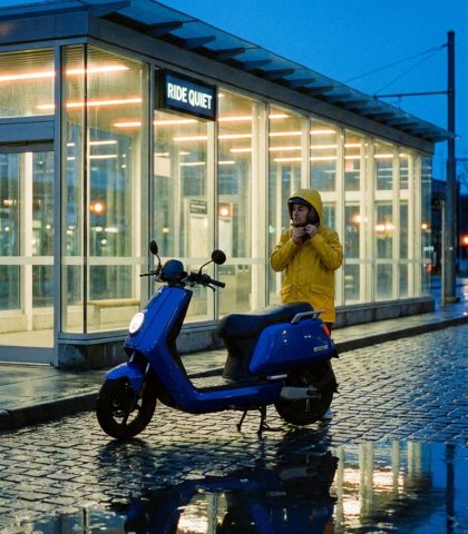 Electric Scooter Spot Happy Horse 1.1 Prompt