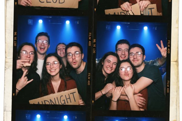 Retro Family Album Nano Banana Pro Prompt