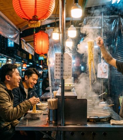 Night Market Noodles Veo 3.1 Prompt