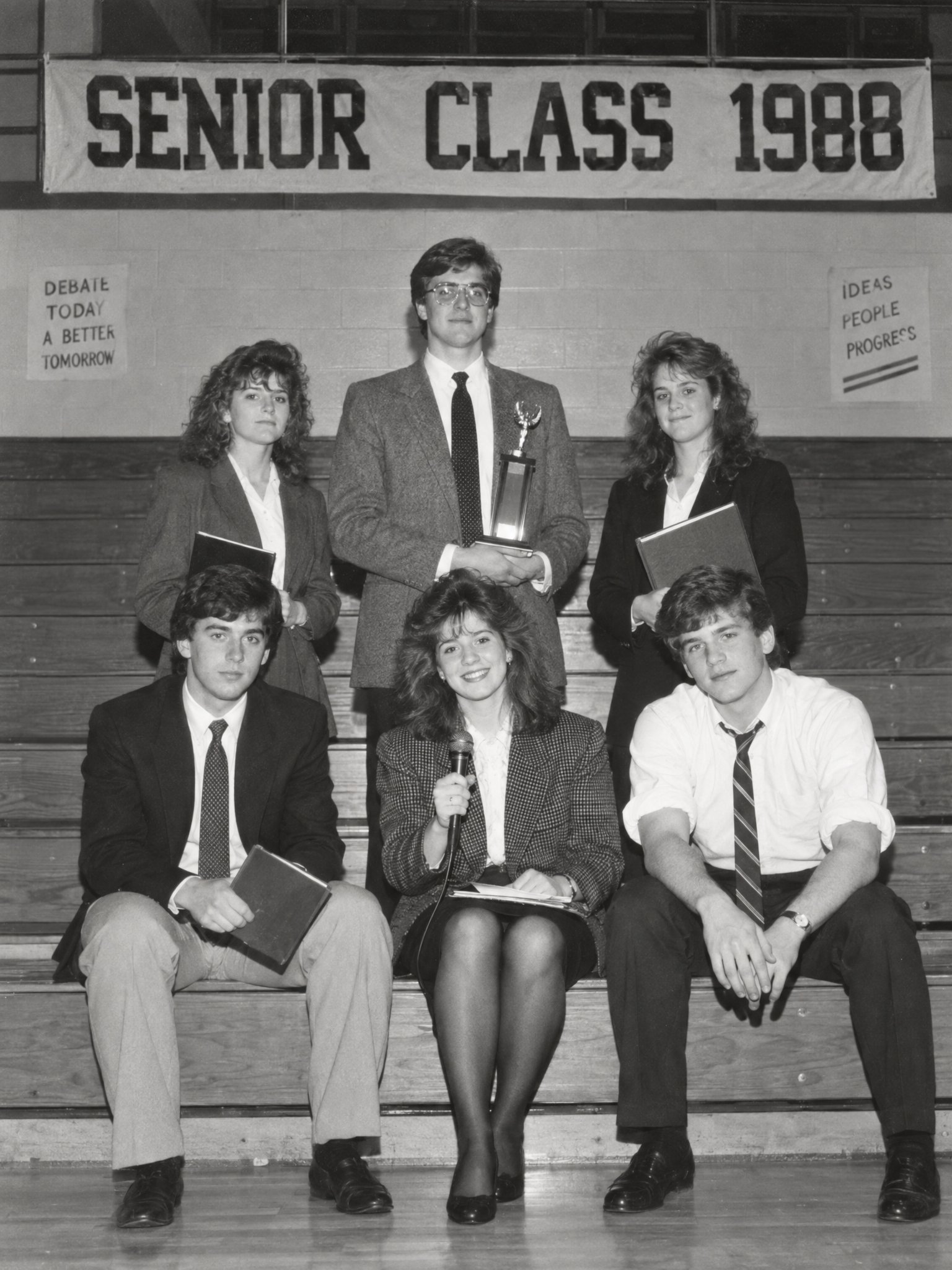Yearbook hallway variation in a gymnasium